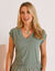 T-shirt col V uni, mélange coton-lin (vert grisé)
