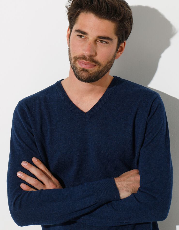Pull col V 80% laine (marine) Pull col V 80% laine (marine)
