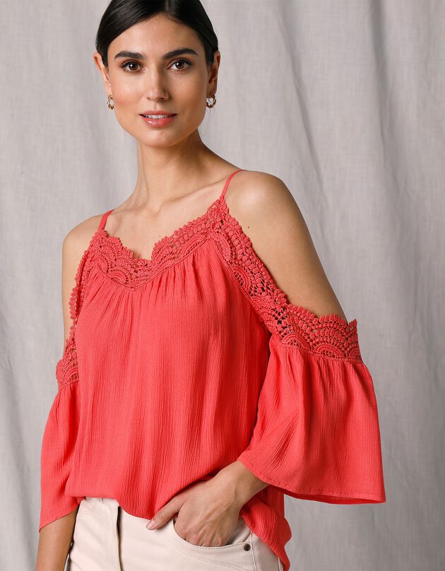 Blouse crépon et macramé épaules dénudées (corail) Blouse crépon et macramé épaules dénudées (corail)
