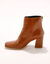 Boots à talon à bout carré (caramel)