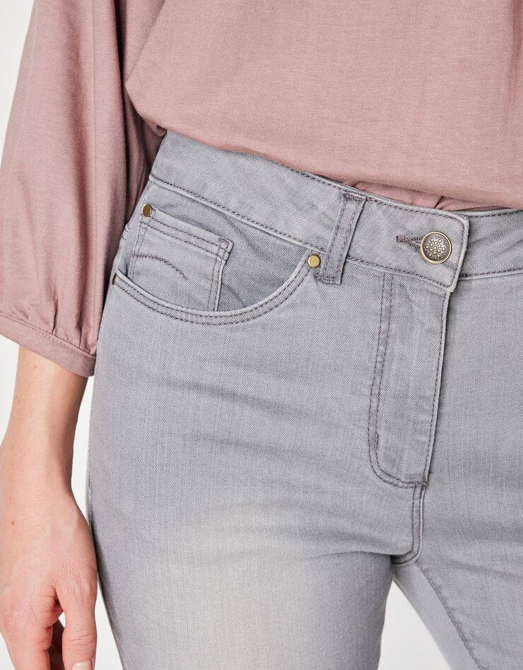 Jean stretch coupe 7/8ème fuselée (gris) Jean stretch coupe 7/8ème fuselée (gris)