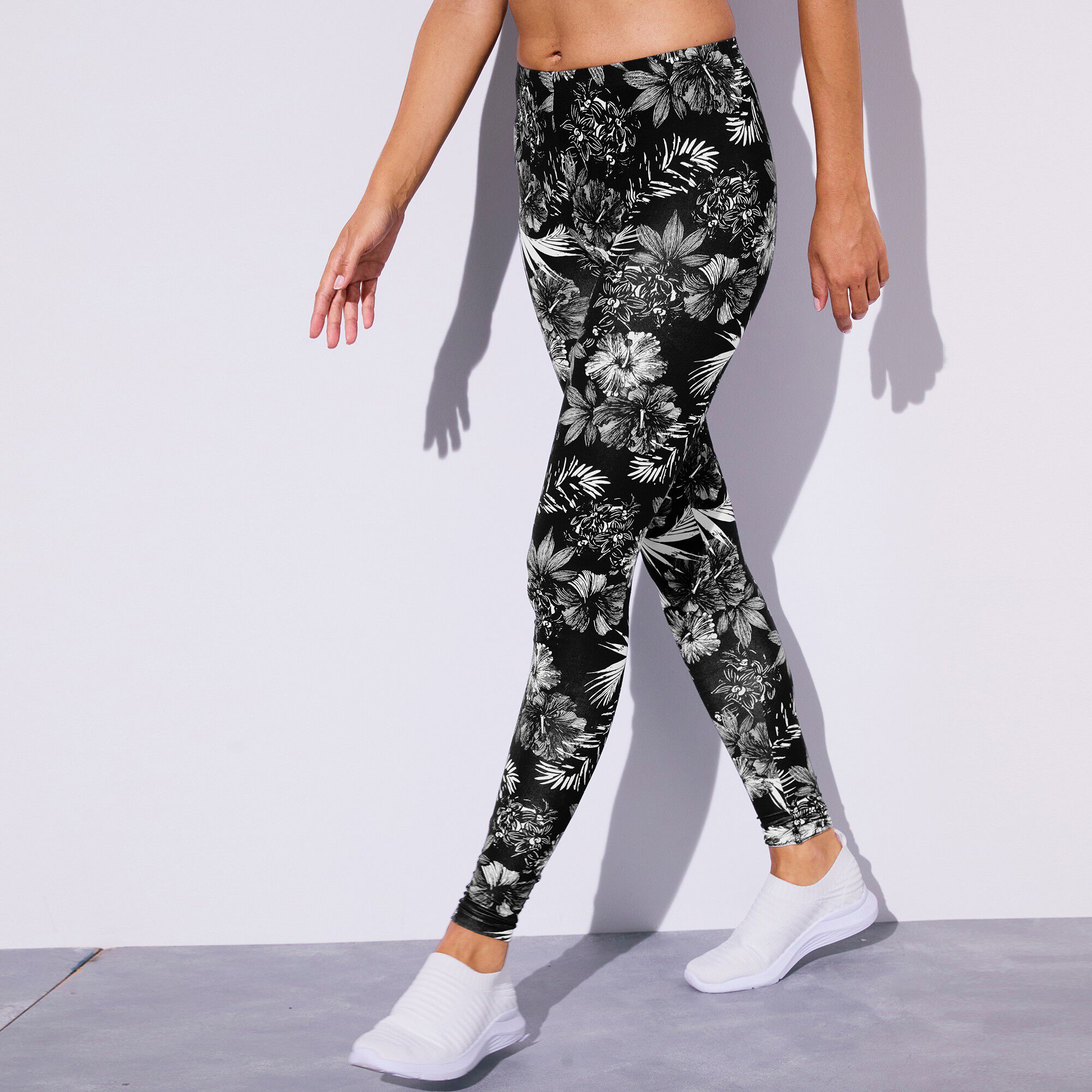 blanche porte legging
