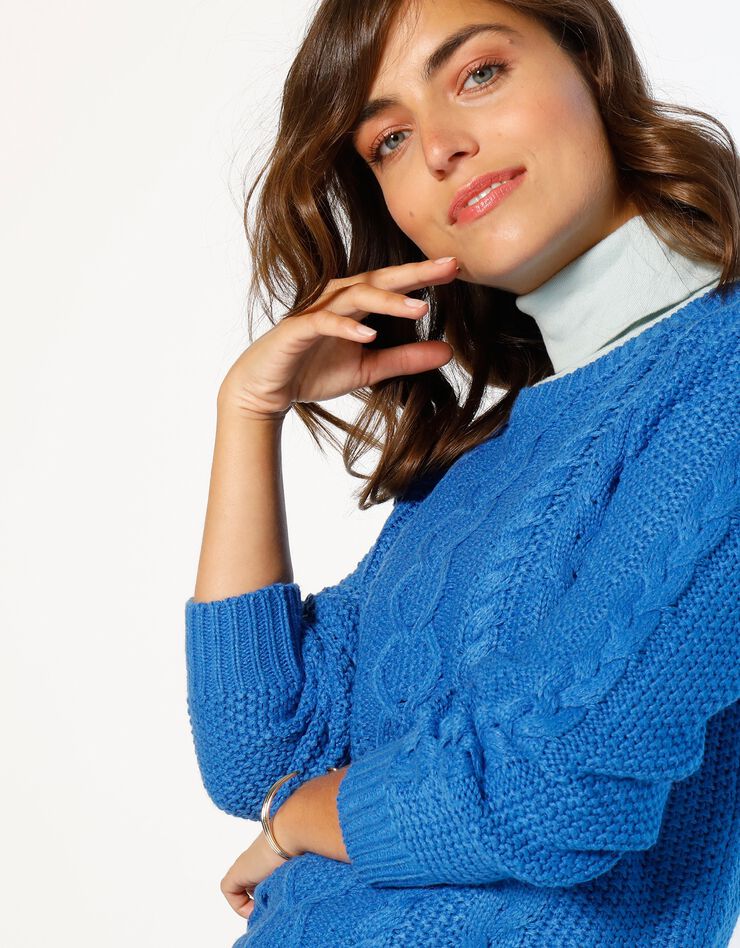 Pull col rond, maille torsadée (bleu dur) Pull col rond, maille torsadée (bleu dur)