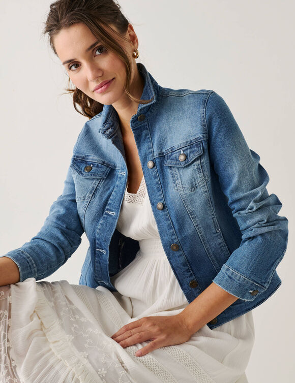 Veste brod&eacute;e en jean (bleached)