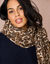 Écharpe motif léopard ultra douce (beige)