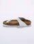 Sandales entredoigts cuir à boucle réglable (blanc)