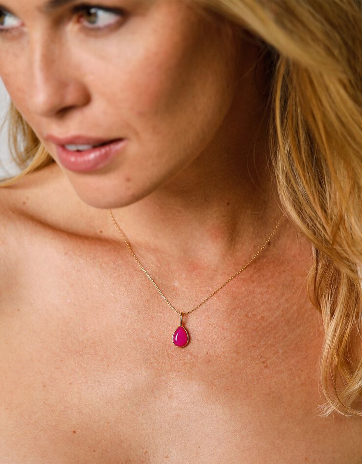 Collier pendentif Agate Fuchsia et chaîne dorée or fin (unique) Collier pendentif Agate Fuchsia et chaîne dorée or fin (unique)