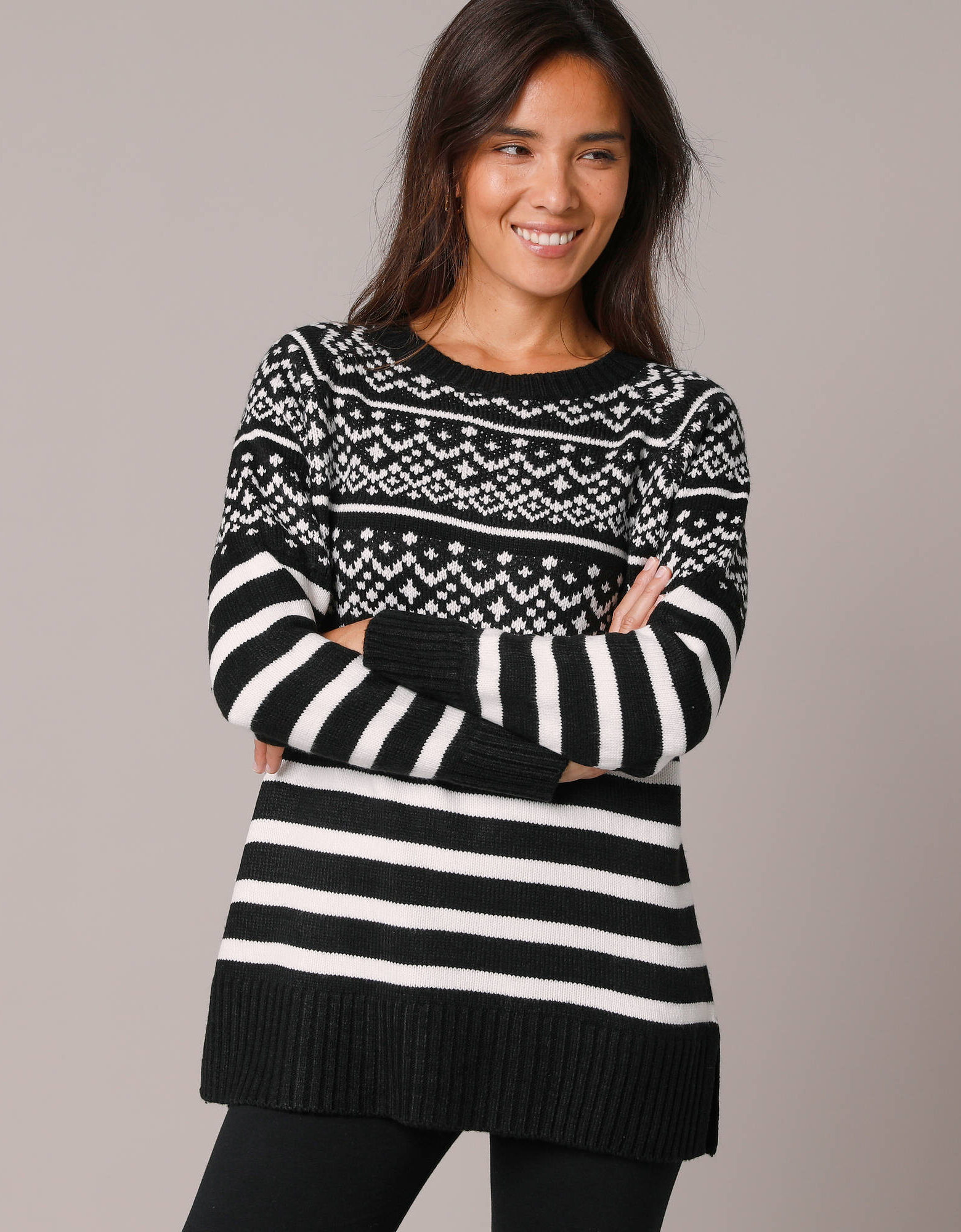 Pull tunique bleu rayé tricot fait main large col asymétrique taille 40