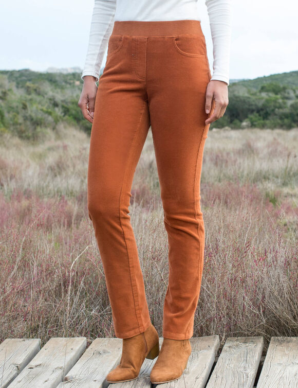 Pantalon droit "ultra-confort", en velours côtelé  (caramel)