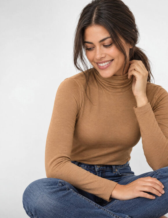Sous-pull uni col roul&eacute; stretch (caramel)