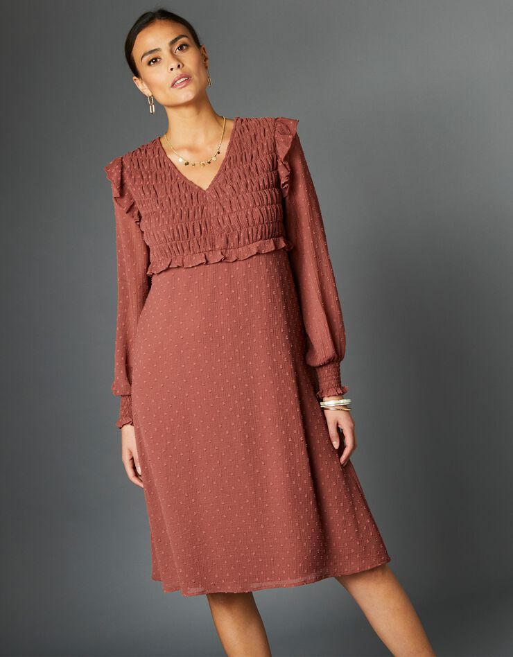 Robe plumetis évasée smockée (bois de rose) Robe plumetis évasée smockée (bois de rose)