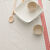 Nappe toile cirée motif poules (beige / rouge)