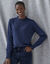 Pull col montant, finition frisotti (marine)
