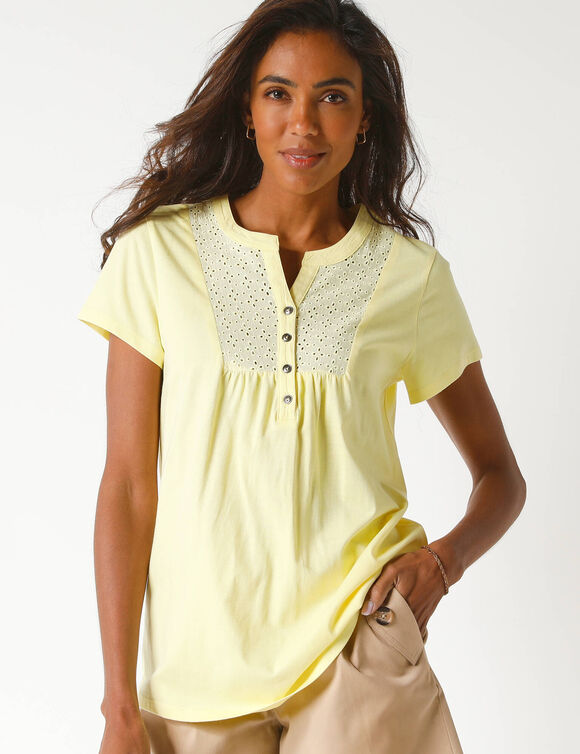 T-shirt col tunisien manches courtes, broderie anglaise (jaune)