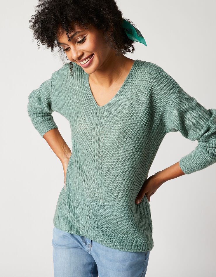 Pull col V, maille anglaise toucher mohair (kaki) Pull col V, maille anglaise toucher mohair (kaki)