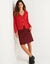 Gilet col V boutonné base asymétrique (rouge)