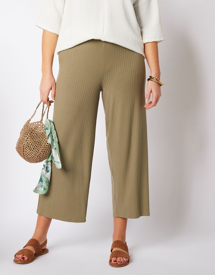 Pantalon fluide raccourci en maille côte plate (kaki) Pantalon fluide raccourci en maille côte plate (kaki)