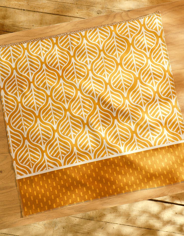 Tissu cadeau furoshiki imprimé taille S, lot de 4 - collection upcycling (blanc / jaune)