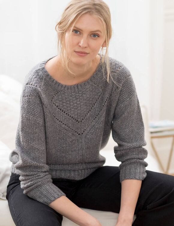 Pull col rond en maille fantaisie (gris chiné)