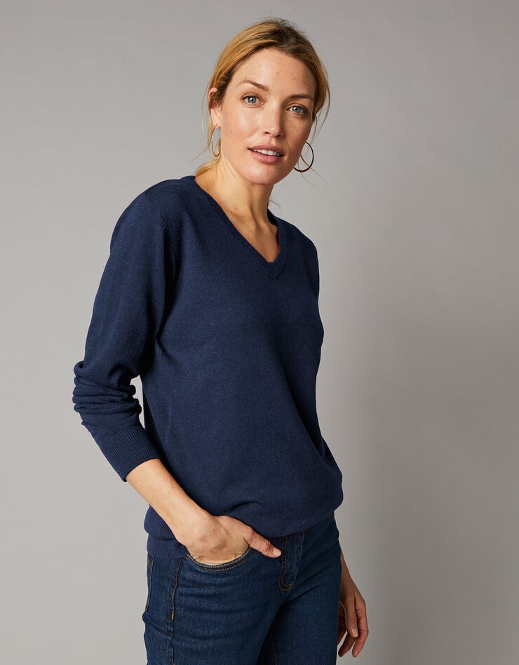 Pull col V, laine d'agneau (marine) Pull col V, laine d'agneau (marine)