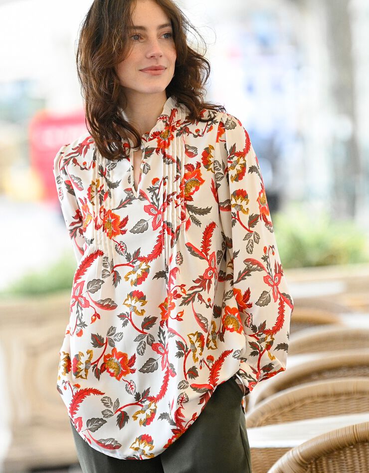 Blouse à plis manches longues imprimée (beige / rouge / kaki) Blouse à plis manches longues imprimée (beige / rouge / kaki)