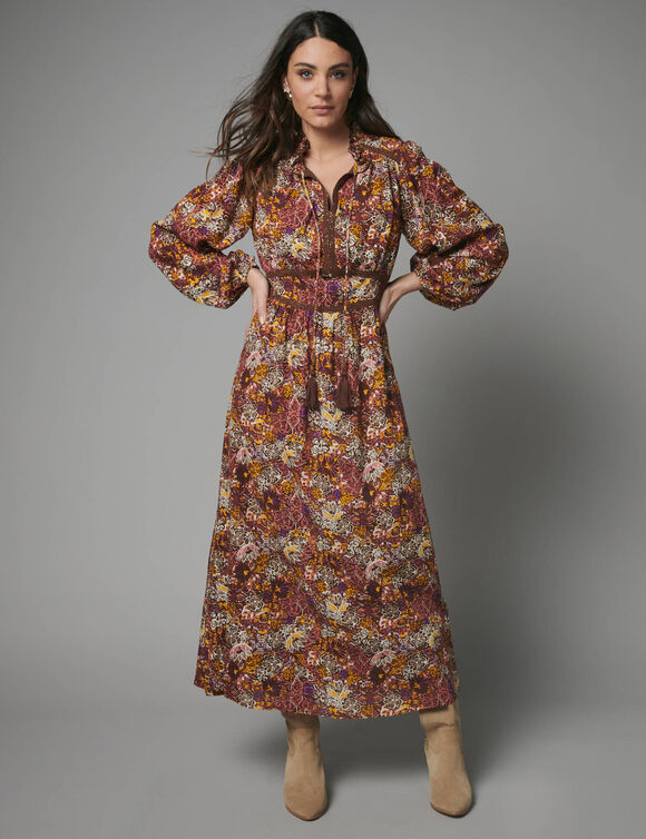 Robe longue imprim&eacute; floral finition macram&eacute; (chocolat / violet)