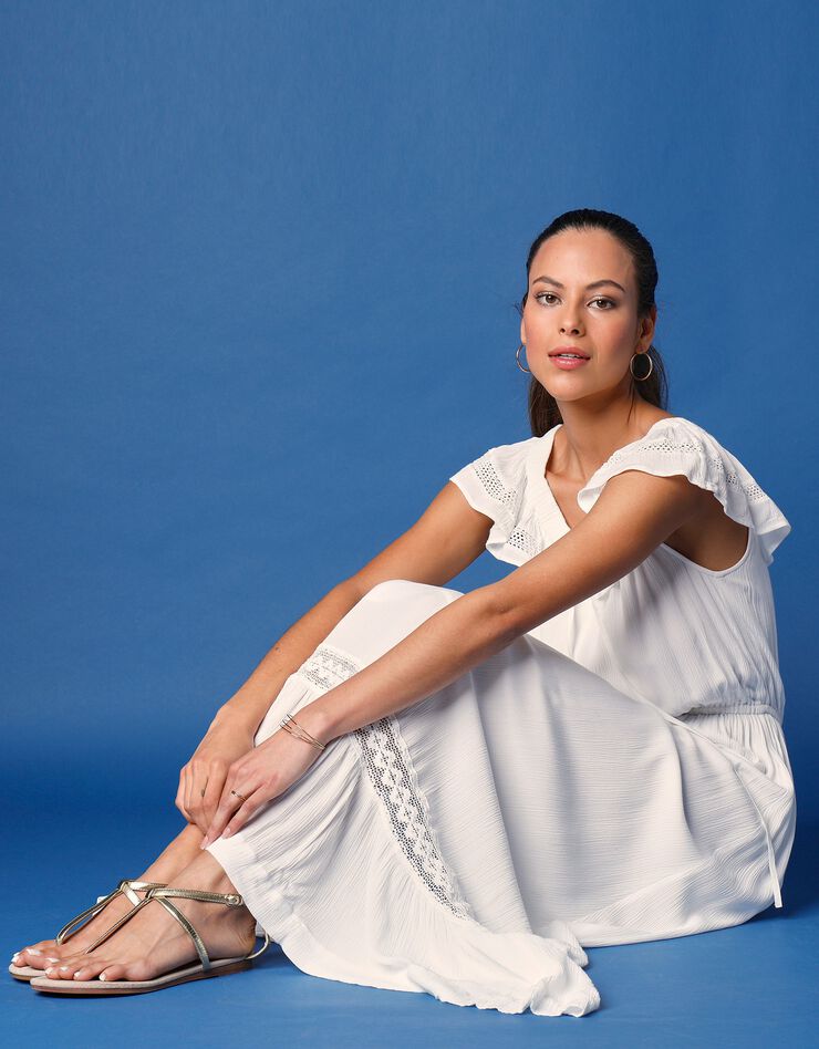 Robe longue à encolure volantée (blanc)