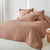Couvre-lit matelass&eacute; - microfibre (praline)