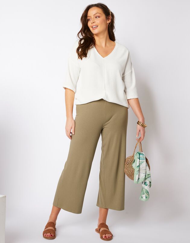 Pantalon fluide raccourci en maille côte plate (kaki) Pantalon fluide raccourci en maille côte plate (kaki)