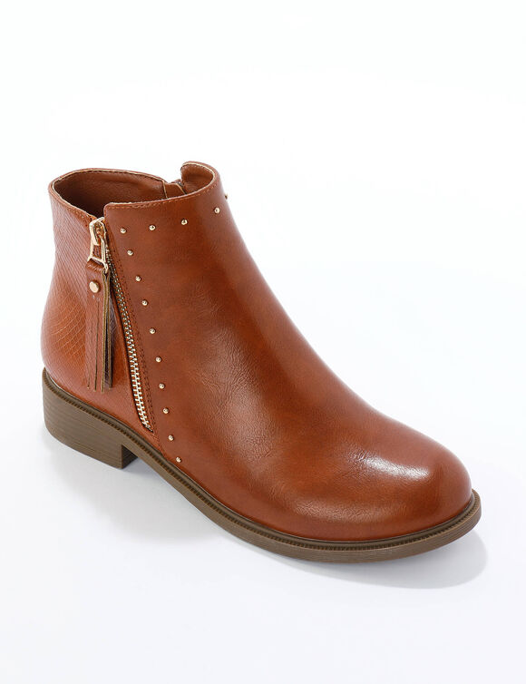 Boots bi-mati&egrave;re, zipp&eacute;es et clout&eacute;es (caramel)