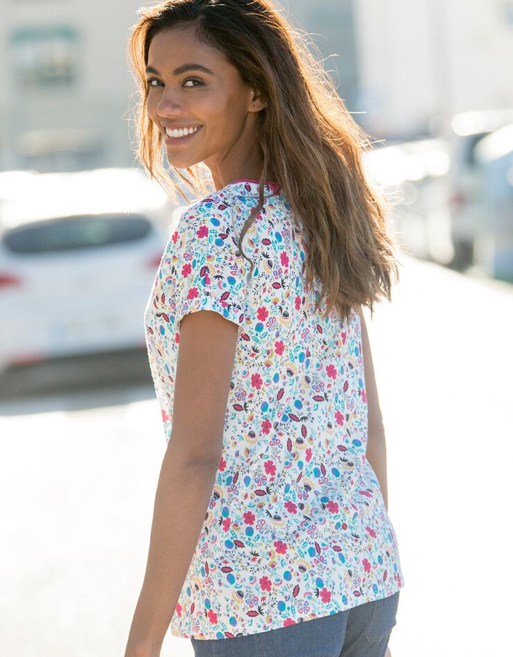 Tee-shirt imprimé manches courtes (blanc / bleu) Tee-shirt imprimé manches courtes (blanc / bleu)
