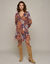 Robe courte volant&eacute;e &eacute;vas&eacute;e, imprim&eacute; fleurs XXL, cr&ecirc;pe textur&eacute; (bleu / caramel)