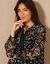 Blouse en voile imprimé  (noir / écru)