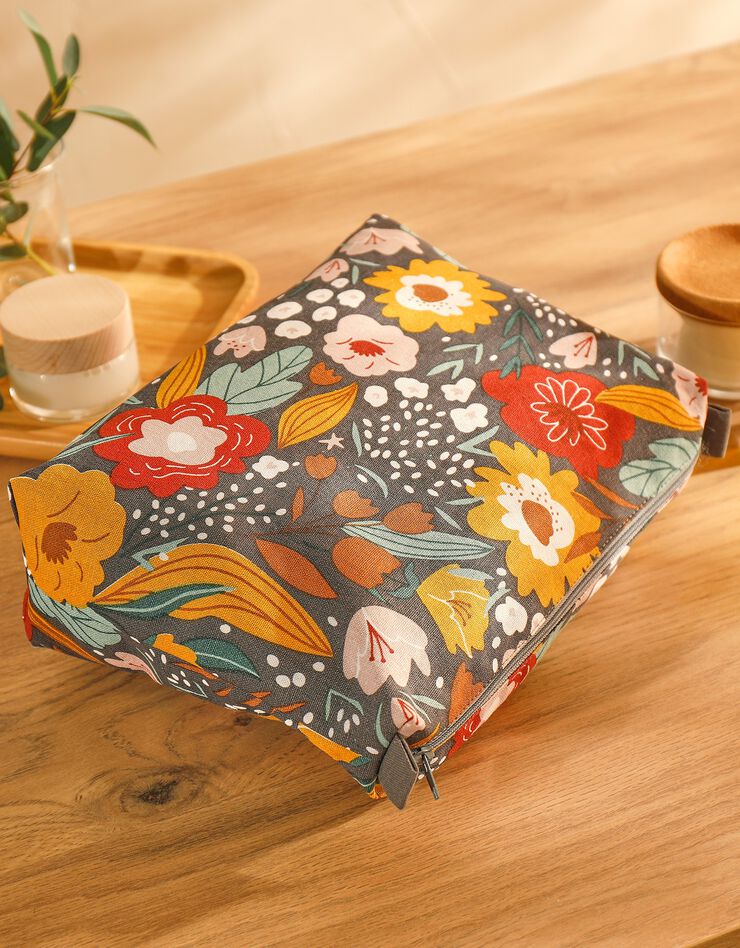 Trousse de toilette zippée motif fleuri folk - collection upcycling (gris/multicolore) Trousse de toilette zippée motif fleuri folk - collection upcycling (gris/multicolore)