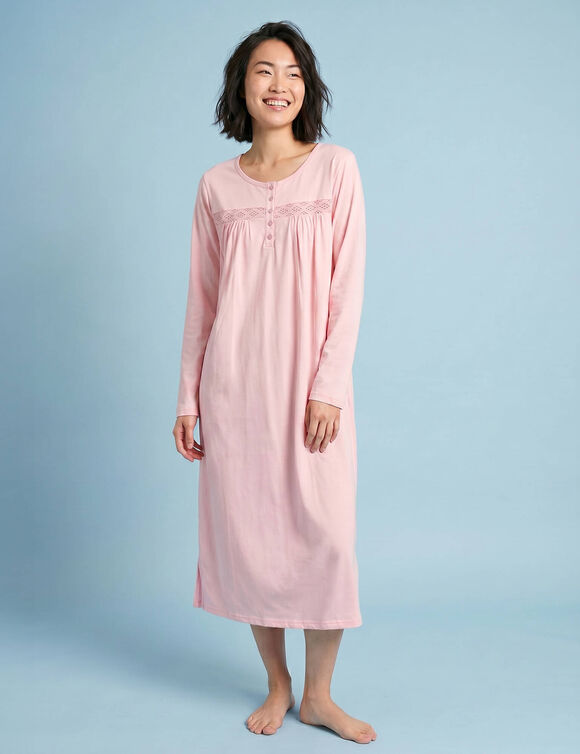 Chemise de nuit longue unie col boutonn&eacute; manches longues, Sp&eacute;cial Petites (rose)