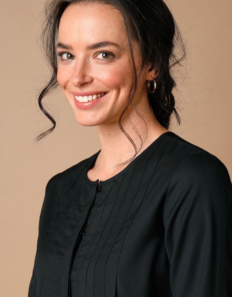 Blouse boutonnée à plis évasée unie, crêpe (noir) Blouse boutonnée à plis évasée unie, crêpe (noir)