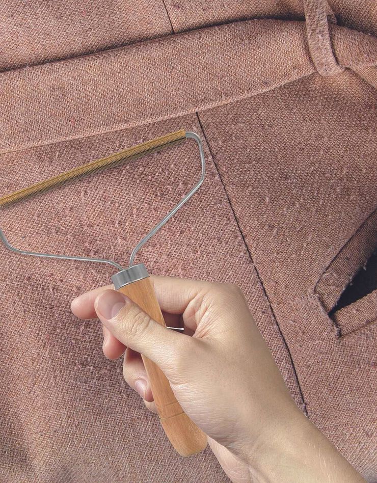 Rasoir pour textile anti-bouloches (bois) Rasoir pour textile anti-bouloches (bois)