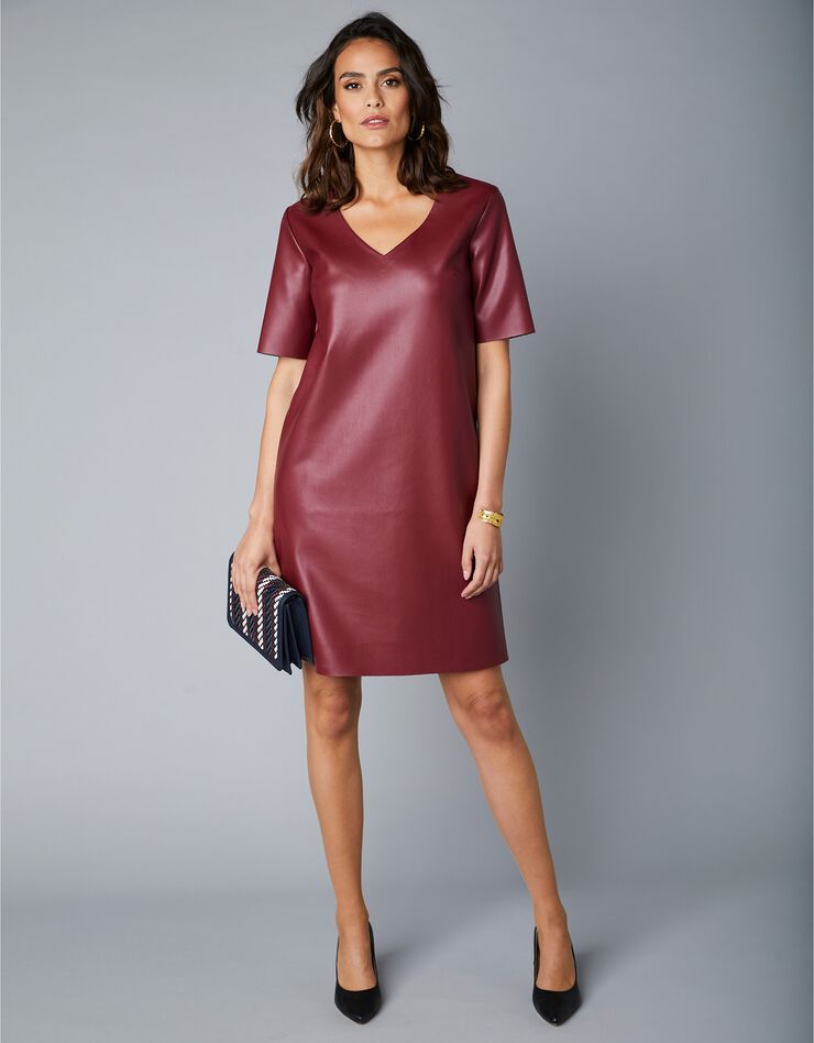 Robe courte aspect cuir(1) (rouge foncé) Robe courte aspect cuir(1) (rouge foncé)