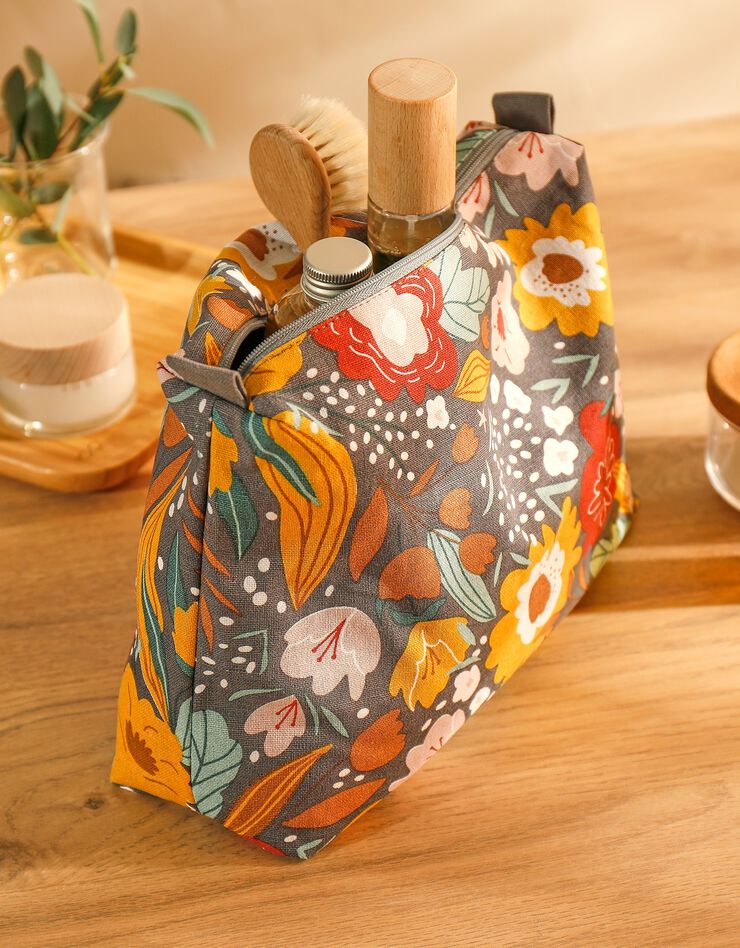 Trousse de toilette zippée motif fleuri folk - collection upcycling (gris/multicolore) Trousse de toilette zippée motif fleuri folk - collection upcycling (gris/multicolore)