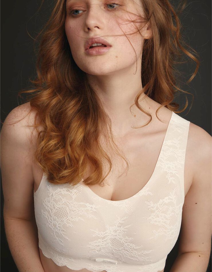 Brassière moulée Essential Lace sans armatures (ivoire)