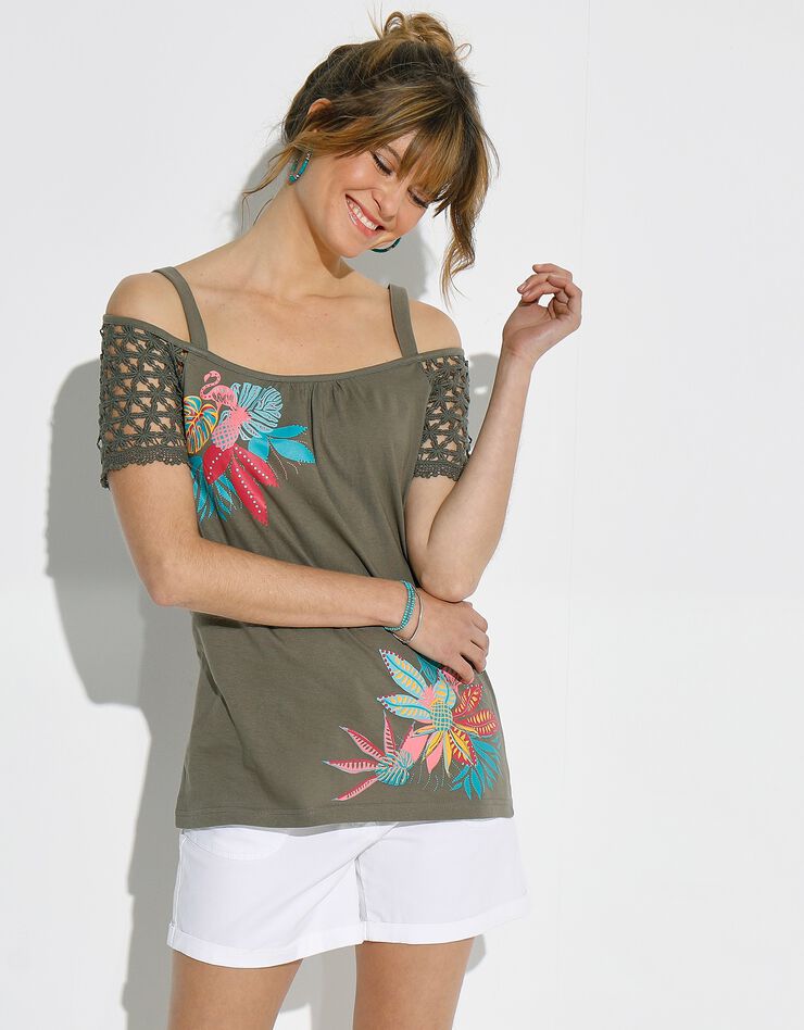 Tee-shirt macramé épaules dénudées (kaki) Tee-shirt macramé épaules dénudées (kaki)