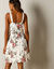 Robe imprimé fleuri et macramé (écru / rose)
