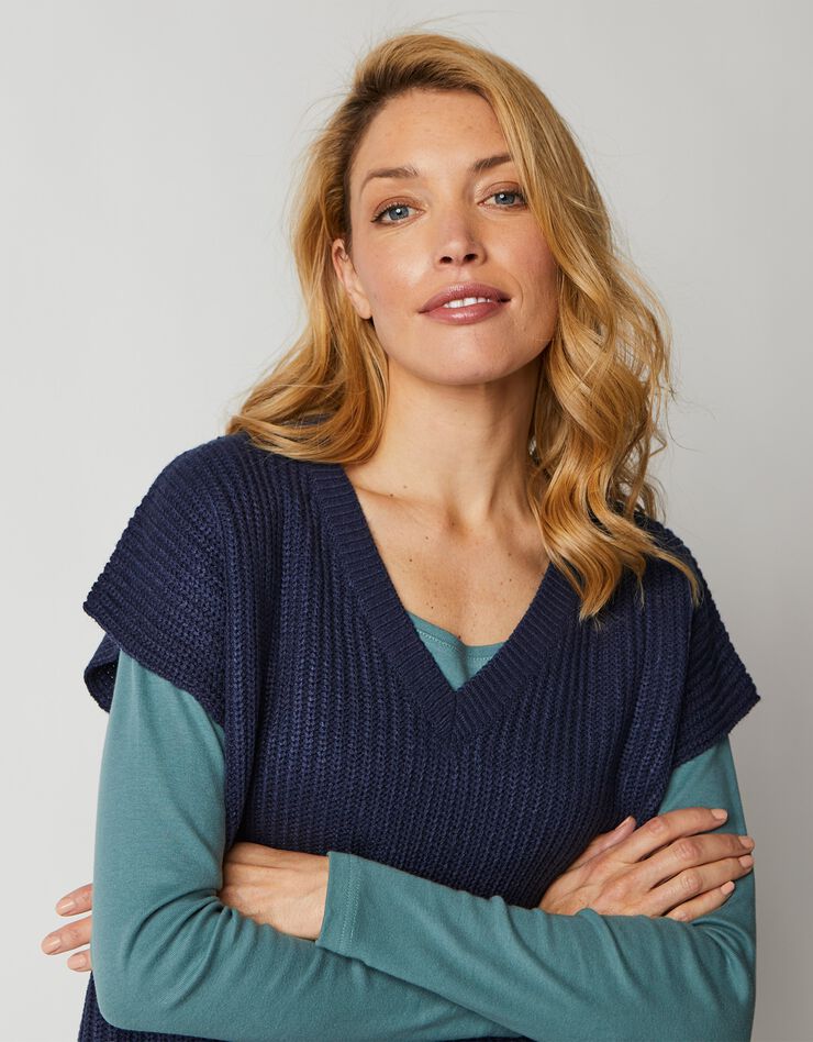 Pull col V manches courtes (marine) Pull col V manches courtes (marine)