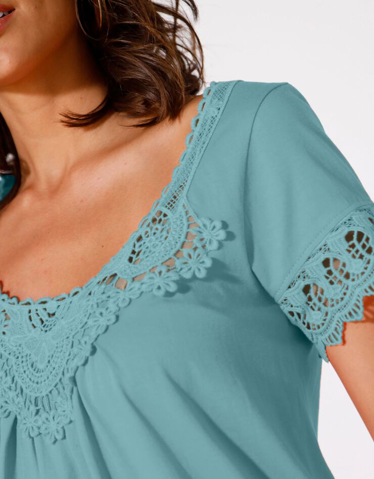 Tee-shirt macramé fantaisie (vert grisé) Tee-shirt macramé fantaisie (vert grisé)
