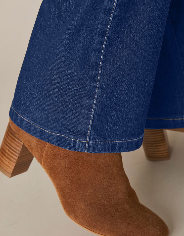 Jean coupe boocut taille haute - entrej. 75 cm (brut) Jean coupe boocut taille haute - entrej. 75 cm (brut)