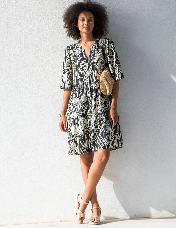 Robe évasée à volants, imprimé ethnique bicolore (noir / écru)