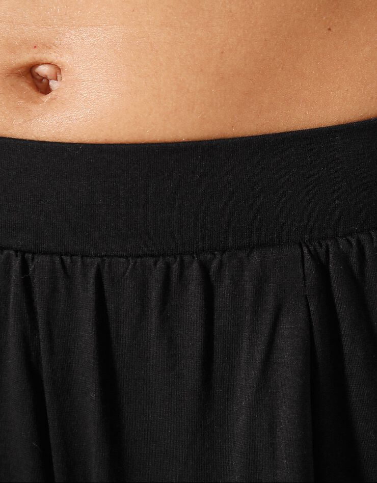 Short-jupette taille élastiquée maille fluide unie (noir) Short-jupette taille élastiquée maille fluide unie (noir)