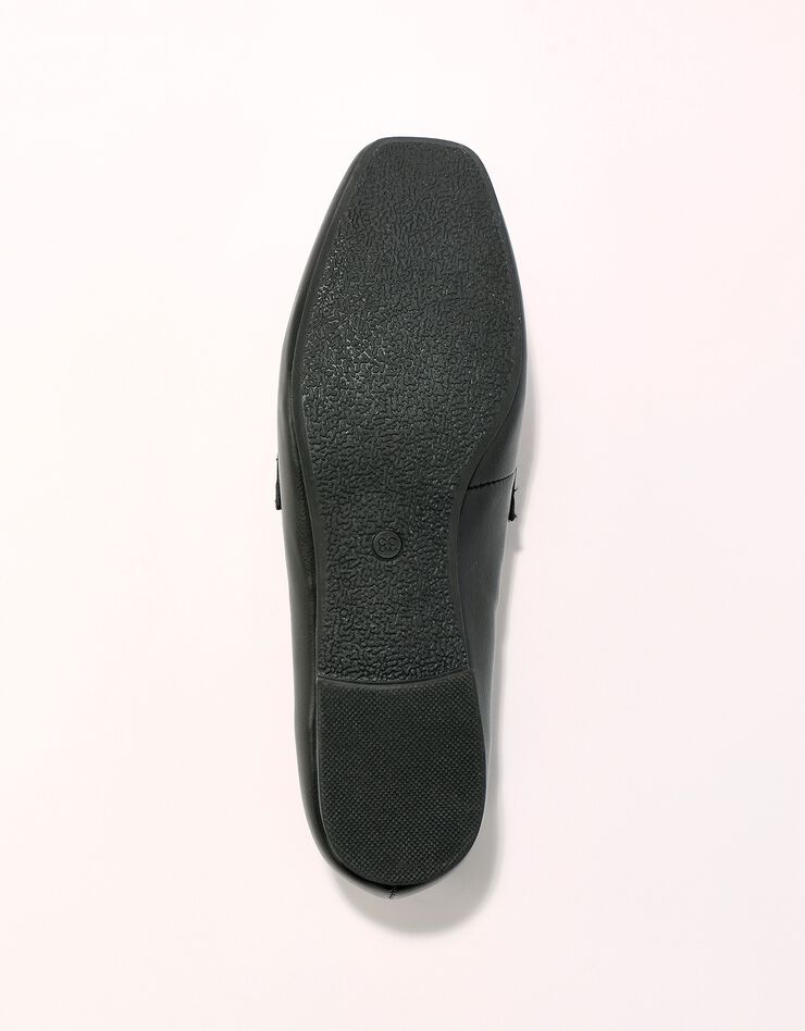 Mocassins cloutés à bout carré (noir)