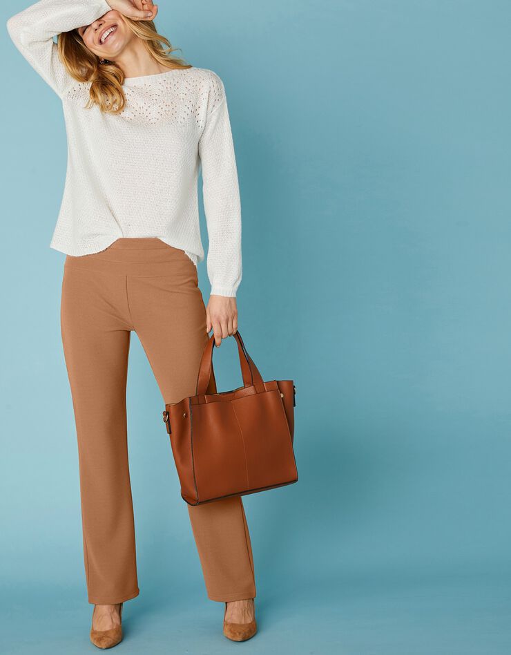 Pantalon coupe bootcut maille crêpe stretch - petite stature (noisette) Pantalon coupe bootcut maille crêpe stretch - petite stature (noisette)