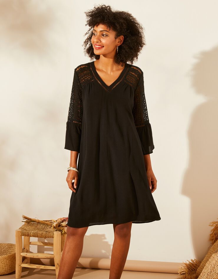 Robe évasée, manches ¾, détails macramé (noir) Robe évasée, manches ¾, détails macramé (noir)